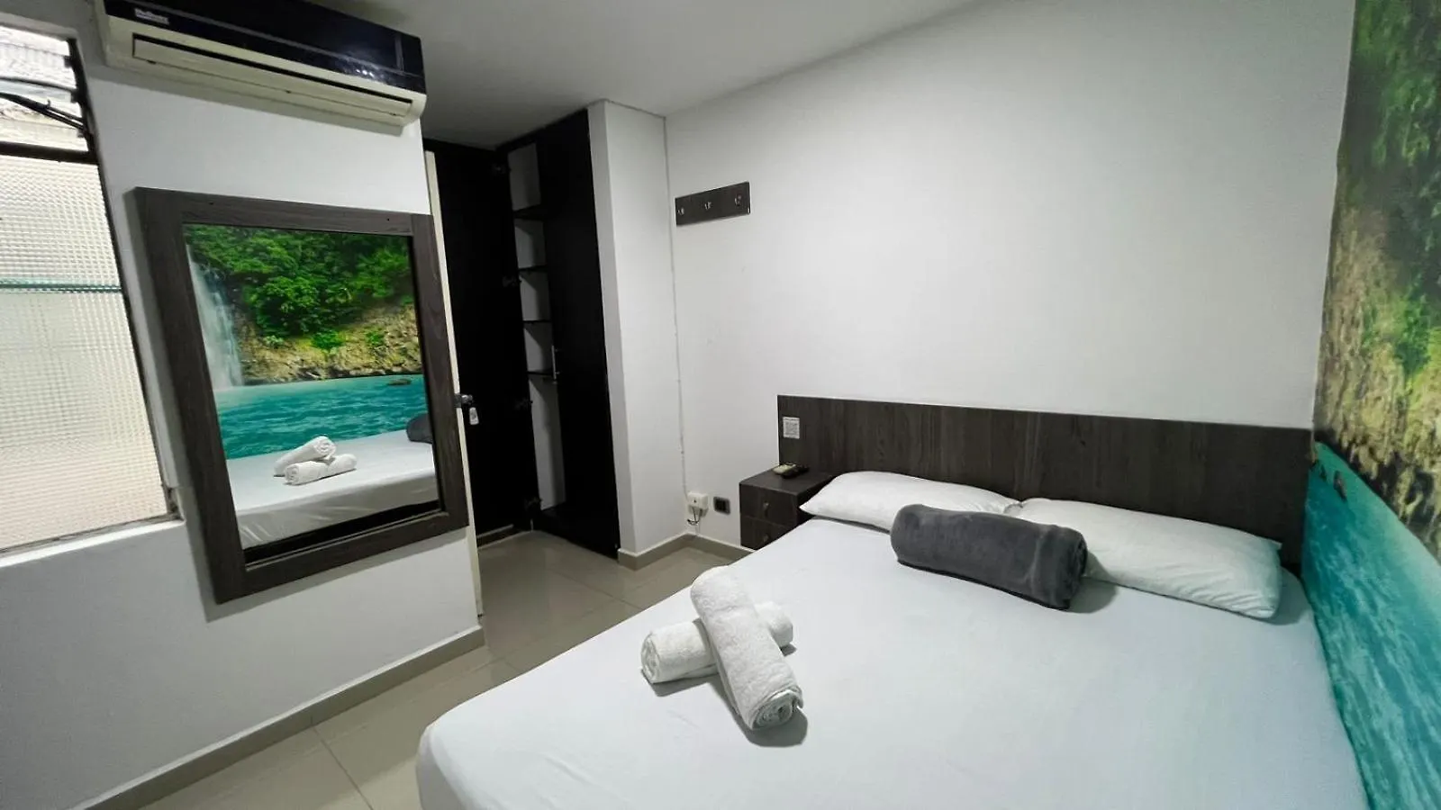 Hotel Jardin De Laureles Medellín 3*,  Colômbia