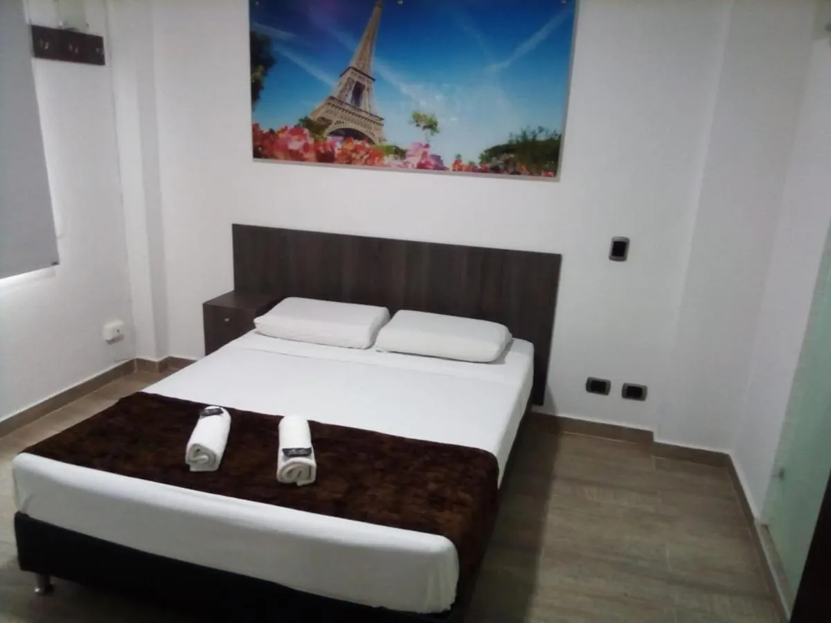 מדיין Hotel Jardin De Laureles Jeps